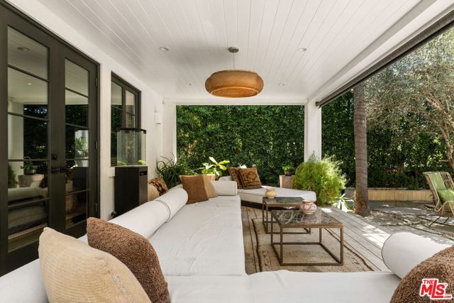 1743 N Curson Avenue, Los Angeles, CA 90046