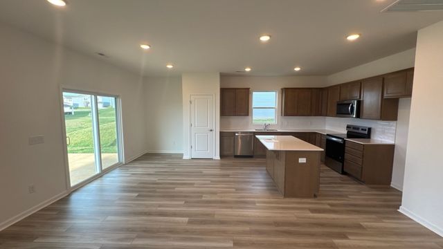 3260 Barrel Oak Pass, Columbia, TN 38401