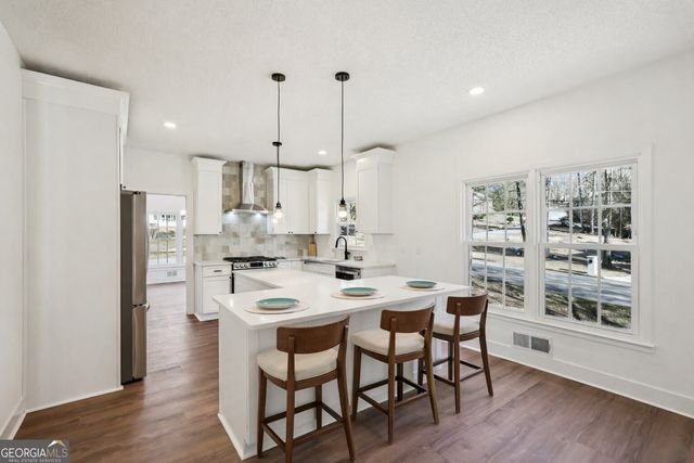 4614 Shumart Drive, Snellville, GA 30039