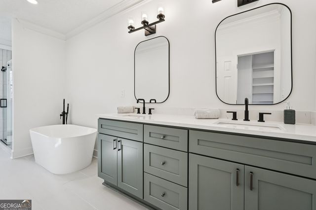 4614 Shumart Drive, Snellville, GA 30039