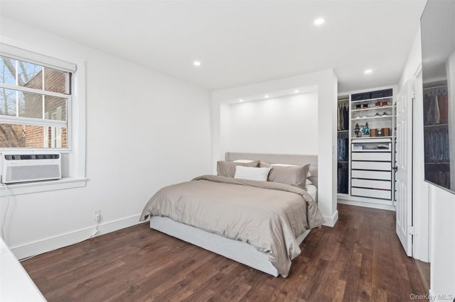 14 Soundview Avenue 31, White Plains, NY 10606