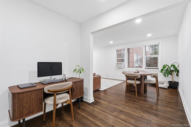 14 Soundview Avenue 31, White Plains, NY 10606