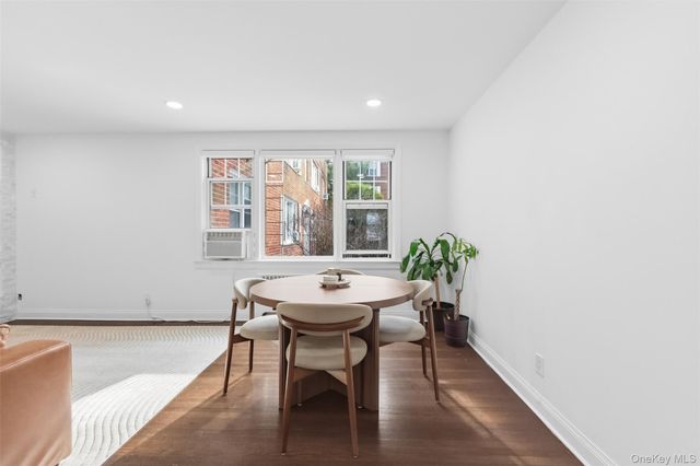 14 Soundview Avenue 31, White Plains, NY 10606