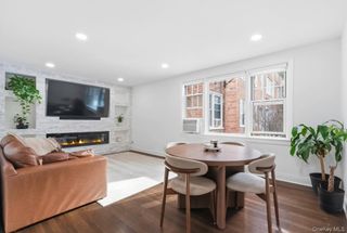 14 Soundview Avenue 31, White Plains, NY 10606