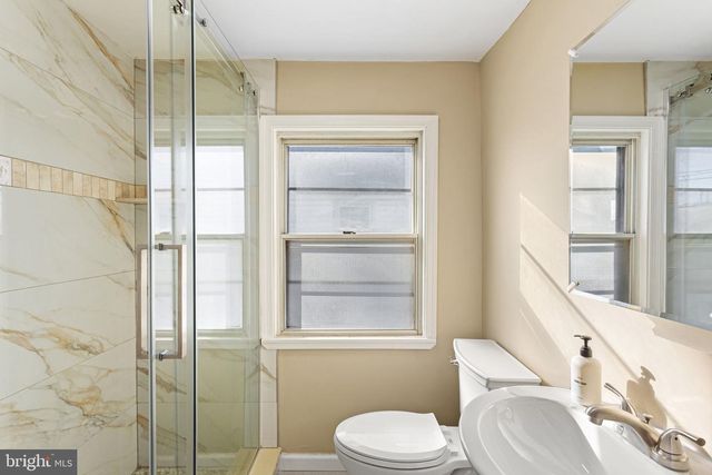 112 JULIANA TER, Darby, PA 19023