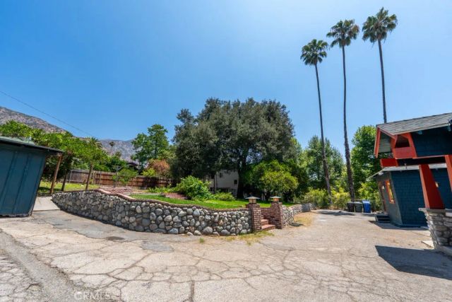 89 E Alegria, Sierra Madre, CA 91024