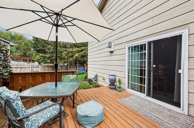 687 116th Lane NE, Blaine, MN 55434