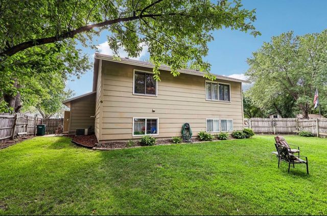 687 116th Lane NE, Blaine, MN 55434