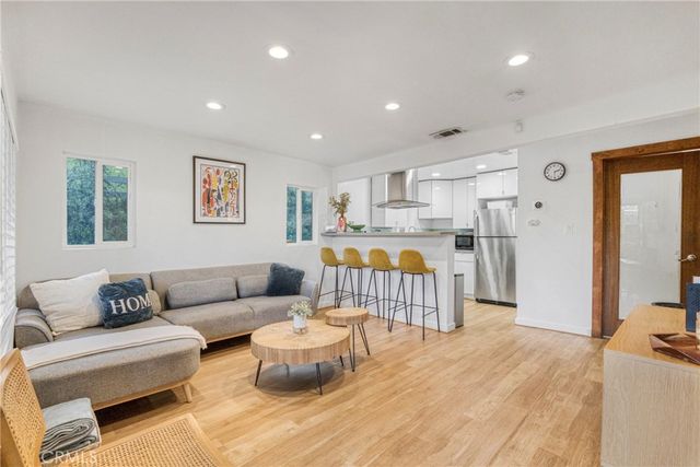 4527 E Rose Hill, Los Angeles, CA 90032