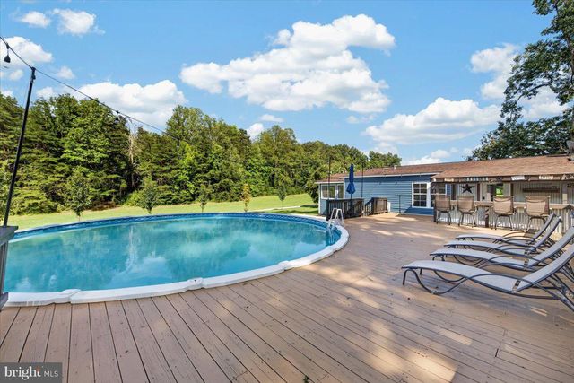 1837 EASTHAM RD, Bumpass, VA 23024