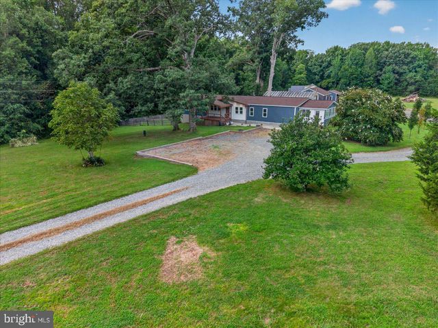 1837 EASTHAM RD, Bumpass, VA 23024