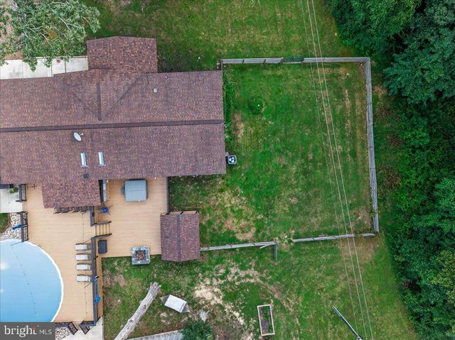 1837 EASTHAM RD, Bumpass, VA 23024