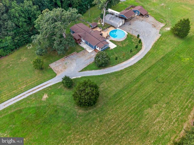 1837 EASTHAM RD, Bumpass, VA 23024