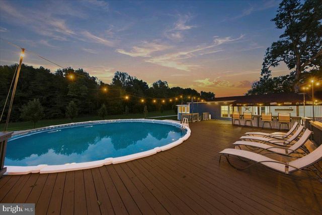 1837 EASTHAM RD, Bumpass, VA 23024