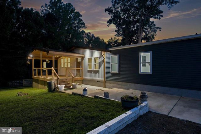 1837 EASTHAM RD, Bumpass, VA 23024