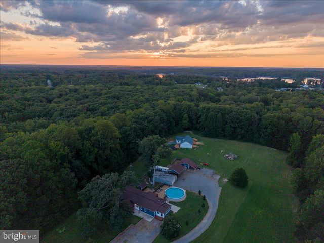 1837 EASTHAM RD, Bumpass, VA 23024