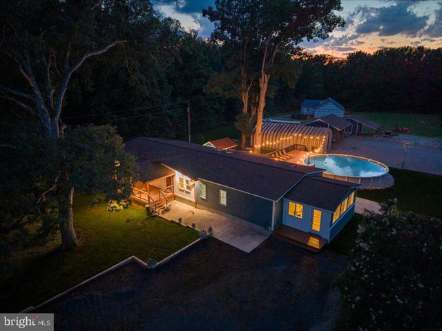 1837 EASTHAM RD, Bumpass, VA 23024