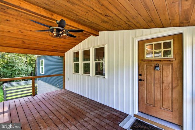 1837 EASTHAM RD, Bumpass, VA 23024