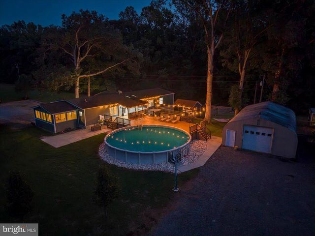 1837 EASTHAM RD, Bumpass, VA 23024