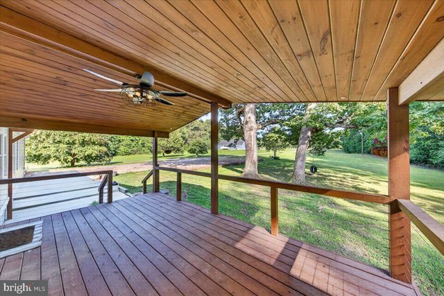1837 EASTHAM RD, Bumpass, VA 23024