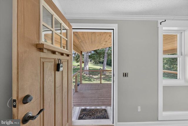 1837 EASTHAM RD, Bumpass, VA 23024