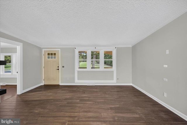 1837 EASTHAM RD, Bumpass, VA 23024