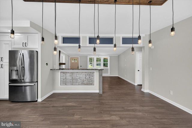 1837 EASTHAM RD, Bumpass, VA 23024