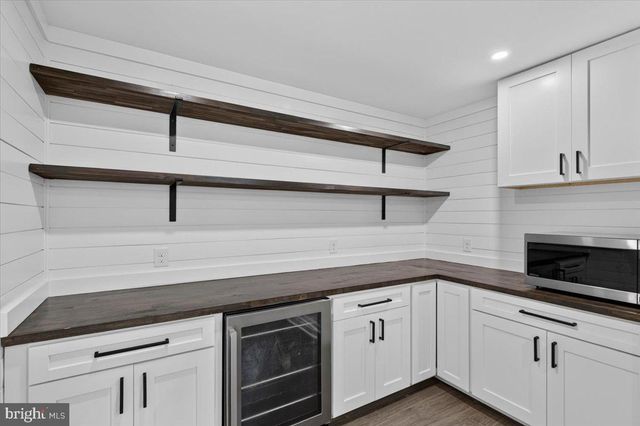 1837 EASTHAM RD, Bumpass, VA 23024