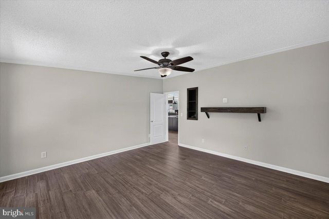 1837 EASTHAM RD, Bumpass, VA 23024