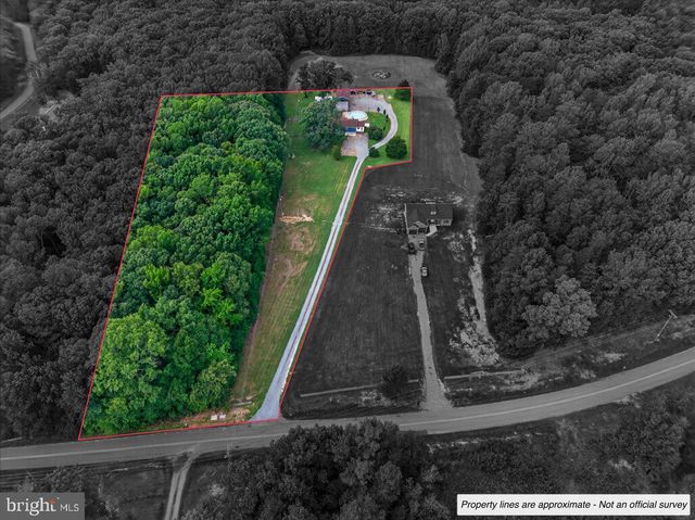 1837 EASTHAM RD, Bumpass, VA 23024