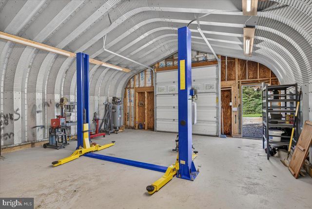 1837 EASTHAM RD, Bumpass, VA 23024