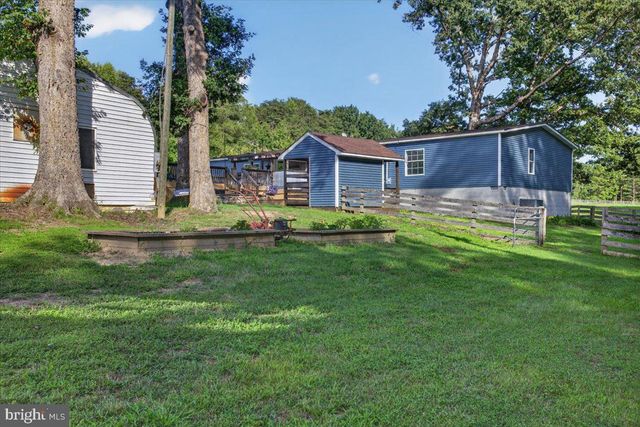 1837 EASTHAM RD, Bumpass, VA 23024