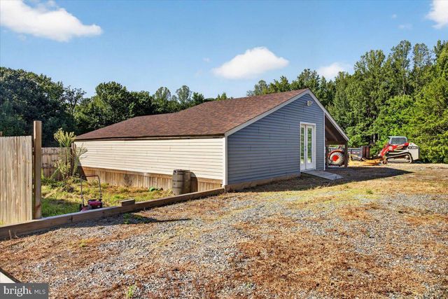 1837 EASTHAM RD, Bumpass, VA 23024