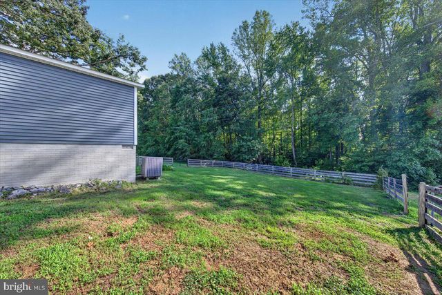 1837 EASTHAM RD, Bumpass, VA 23024