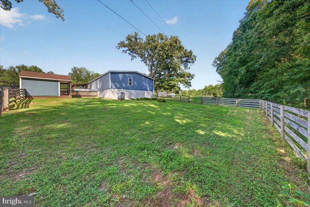 1837 EASTHAM RD, Bumpass, VA 23024
