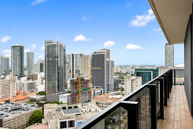 398 NE 5th Street 2118, Miami, FL 33132