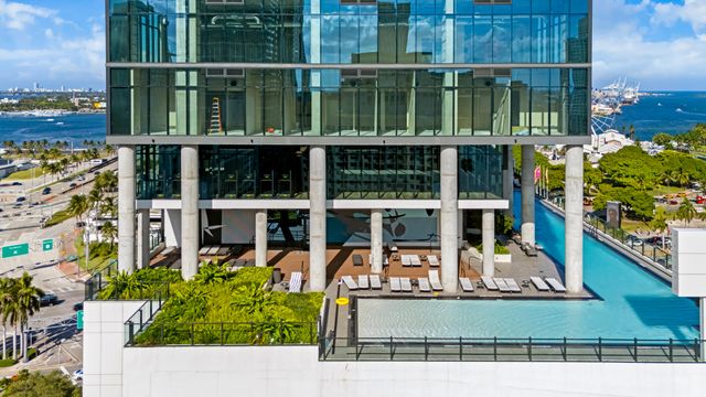 398 NE 5th Street 2118, Miami, FL 33132