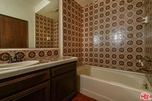 24926 Jim Bridger Road, Hidden Hills, CA 91302