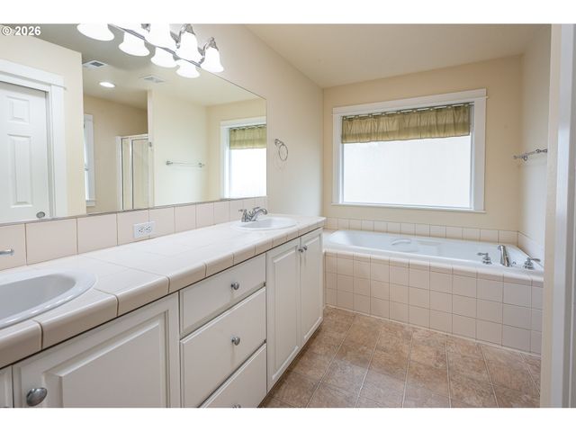 6216 Sw CHESTNUT Dr, Corvallis, OR 97333