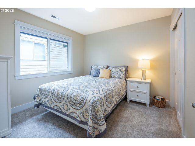 6216 Sw CHESTNUT Dr, Corvallis, OR 97333