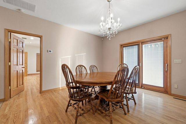 2130 Carlton Road, Hollister, MO 65672