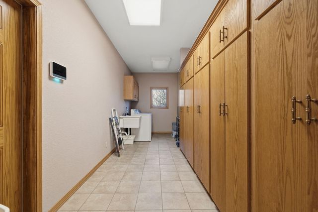 2130 Carlton Road, Hollister, MO 65672