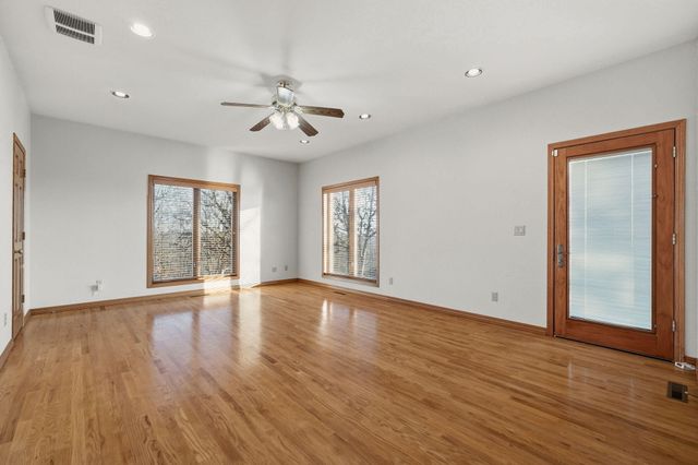 2130 Carlton Road, Hollister, MO 65672