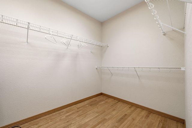 2130 Carlton Road, Hollister, MO 65672