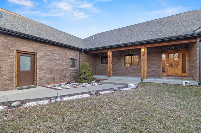 2130 Carlton Road, Hollister, MO 65672