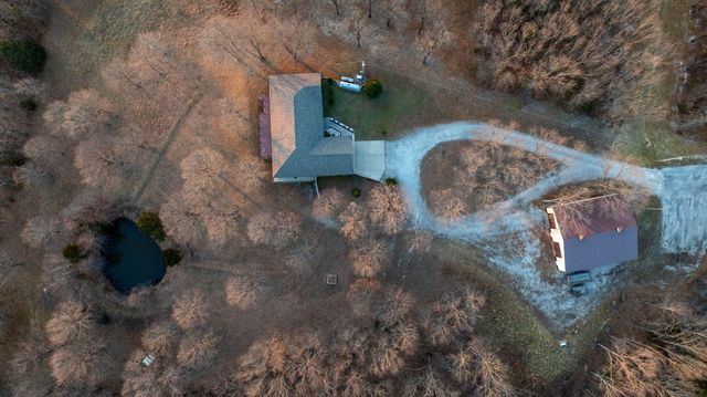 2130 Carlton Road, Hollister, MO 65672