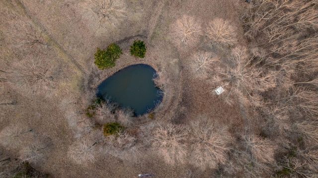 2130 Carlton Road, Hollister, MO 65672