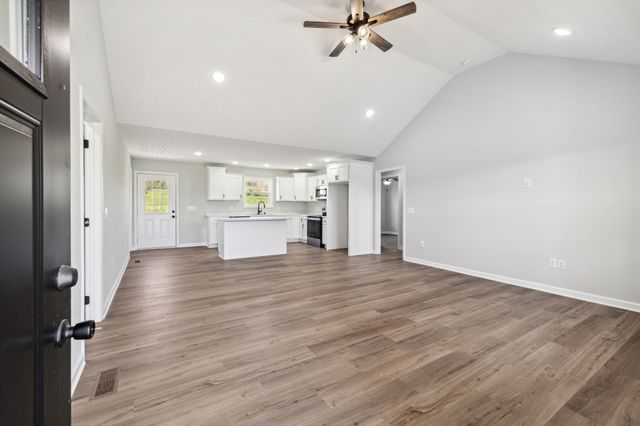 1506 Ellie Claire Way, Lewisburg, TN 37091