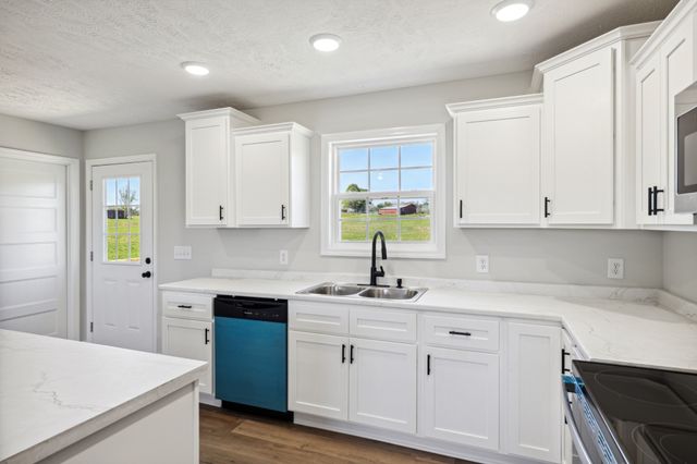 1506 Ellie Claire Way, Lewisburg, TN 37091