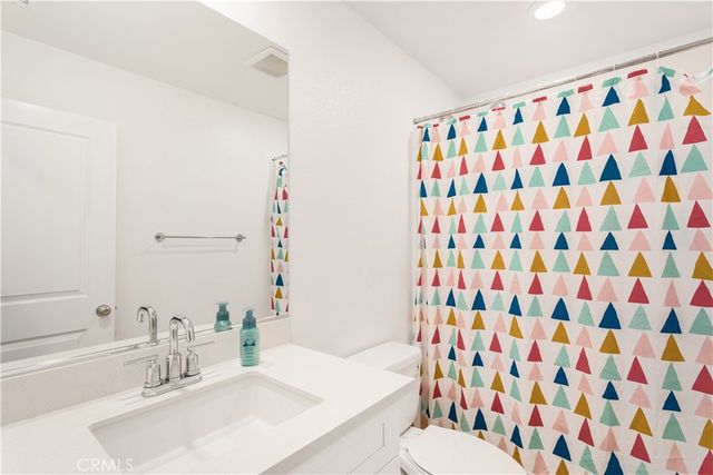 34438 Coconut Circle, Winchester, CA 92596